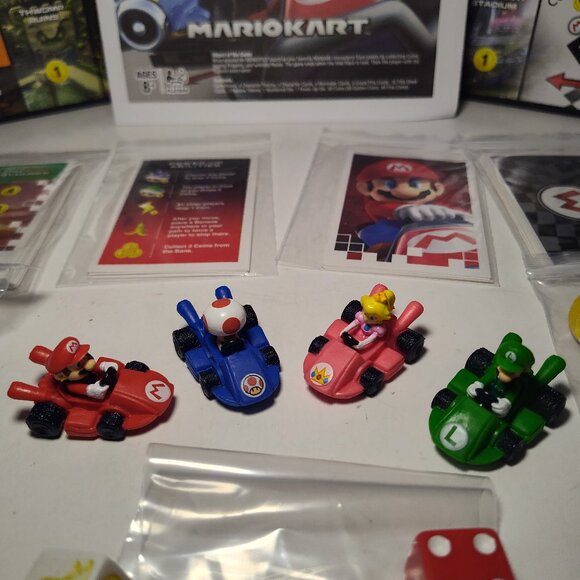 2018 Monopoly Gamer Mario Kart Race for highest score Board Game Ages 8+ - Picture 8 of 8